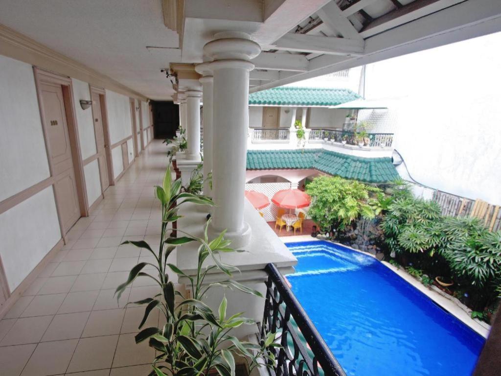 Hotel Galleria Davao City Buitenkant foto