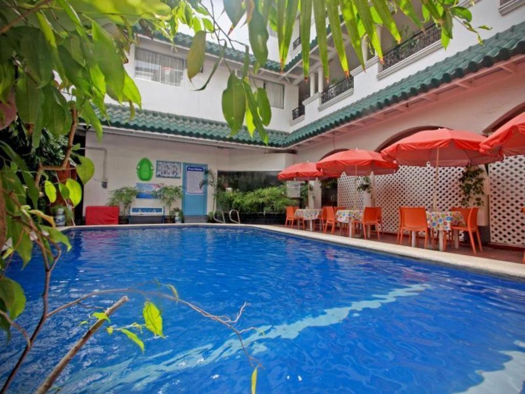 Hotel Galleria Davao City Buitenkant foto