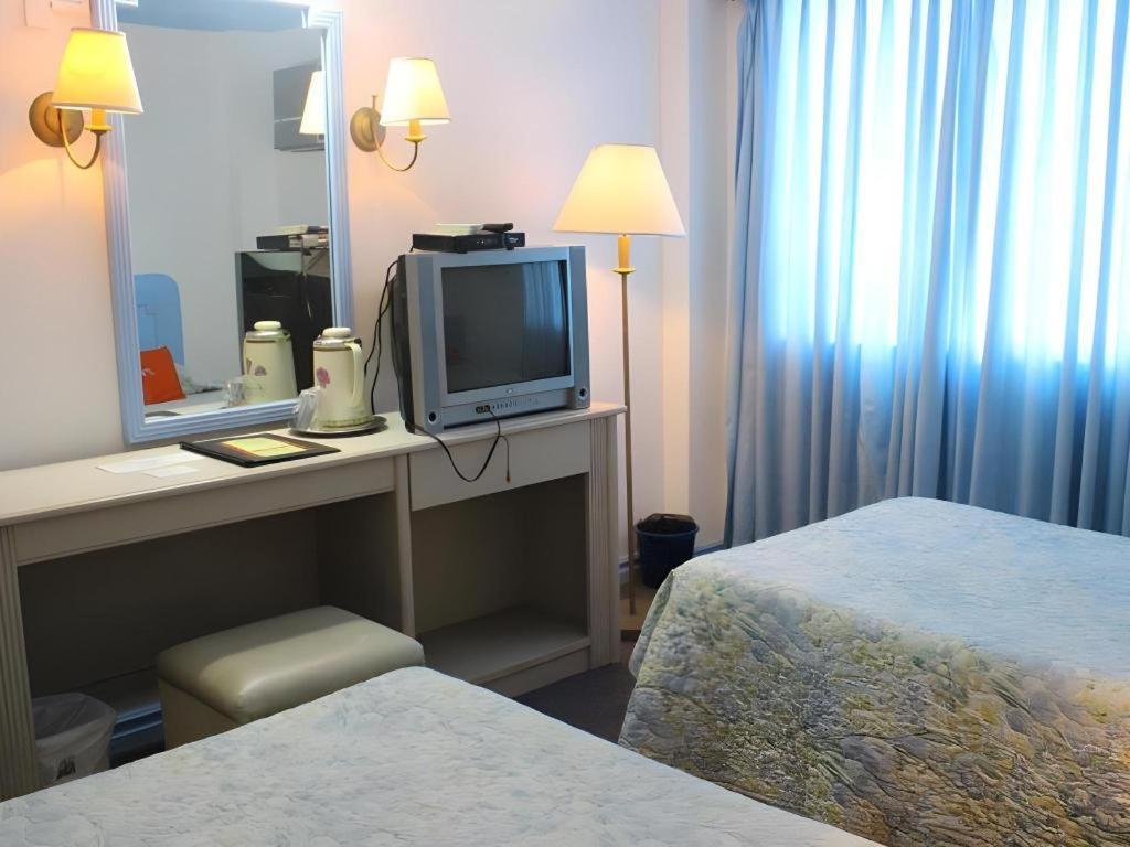 Hotel Galleria Davao City Buitenkant foto